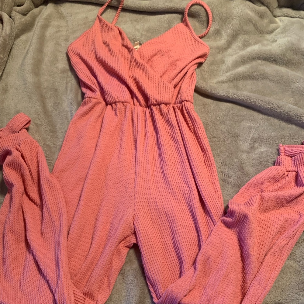 Ladies Cool jumpsuit.